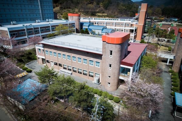 복지관 — 학생식당, 편의 시설